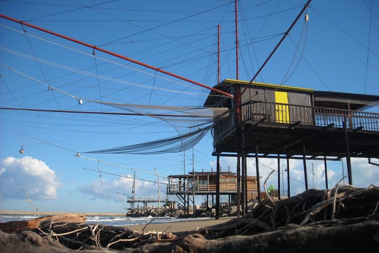Cosa sono i trabucchi (o trabocchi) e dove trovarli