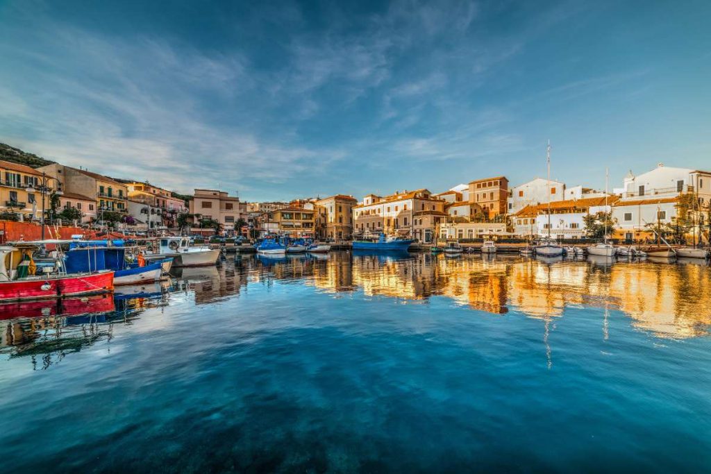 Tour in barca a La Maddalena: cosa vedere Tour in barca a La Maddalena: cosa vedere