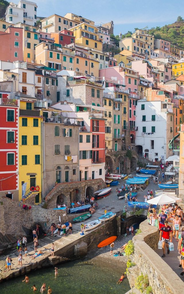 Visitare le Cinque Terre in treno: come funziona la Cinque Terre Card