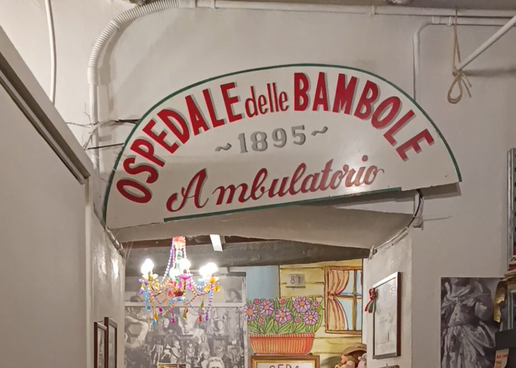 L'Ospedale delle Bambole a Napoli, la storia L'Ospedale delle Bambole a Napoli, la storia
